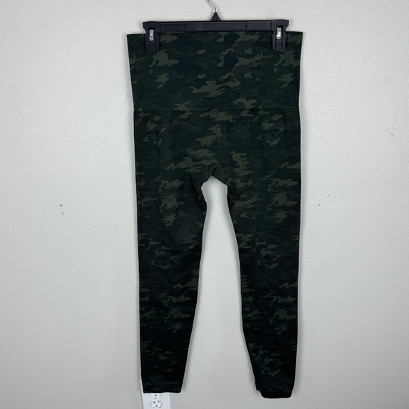 Spanx Look At Me Now Seamless Green Camo Leggings Plus Size 2X Shaping Stretch - Picture 6 of 7